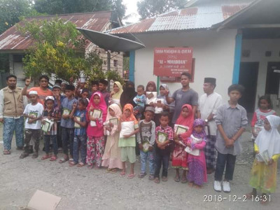 kegiatan sosial pembagian alquran, baju baru dll di desa sepa